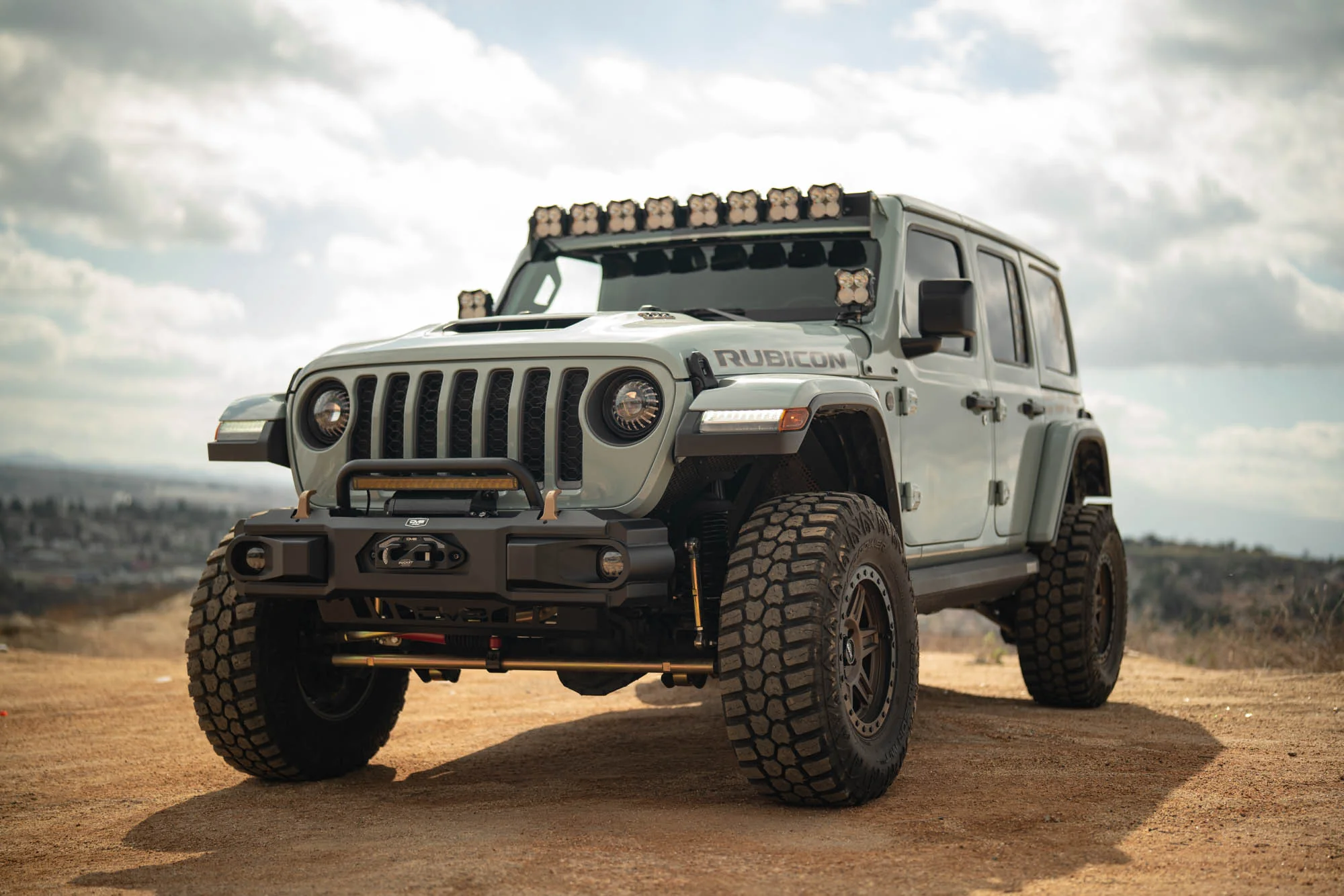2018-2026 Jeep Wrangler JL & 2020-2025 Gladiator JT OE Plus Front Bumper - Image 5