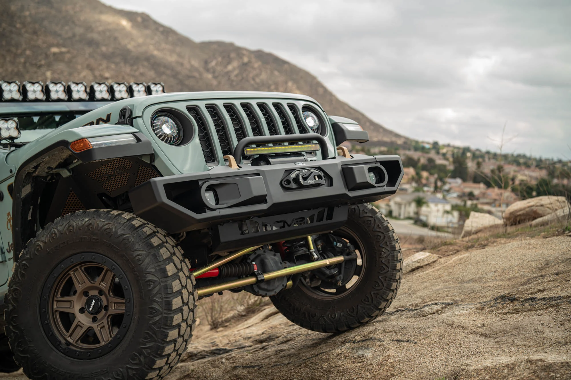 2018-2026 Jeep Wrangler JL & 2020-2025 Gladiator JT OE Plus Front Bumper - Image 7