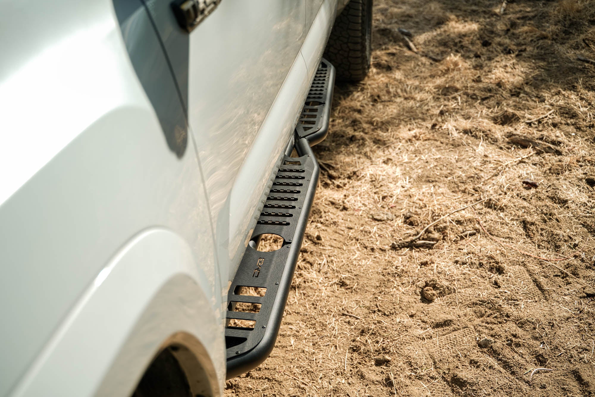 2016-2023 Toyota Tacoma Crew Cab | OE Plus Side Steps - Image 3