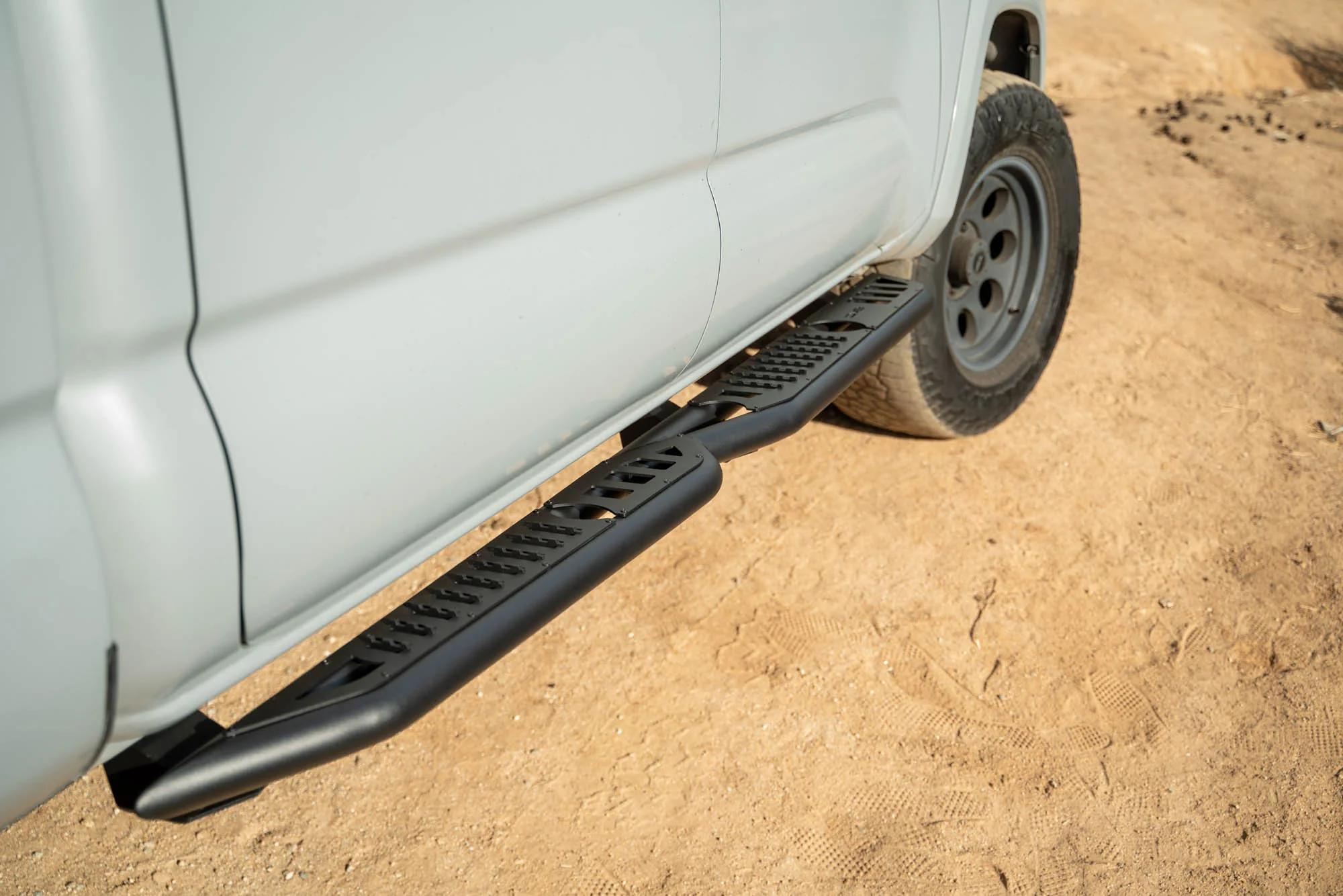 2016-2023 Toyota Tacoma Crew Cab | OE Plus Side Steps - Image 4