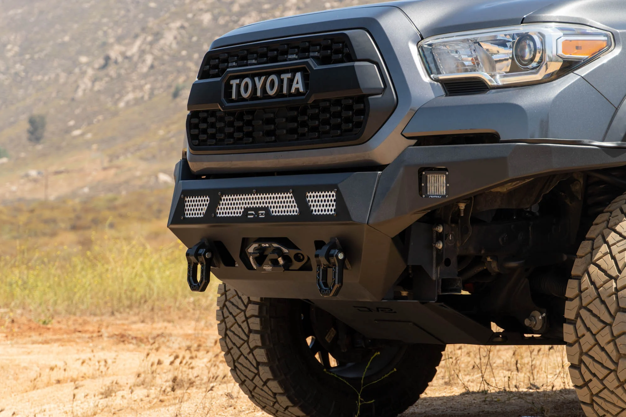 2016-2023 Toyota Tacoma | MTO Series Winch Front Bumper - Image 10