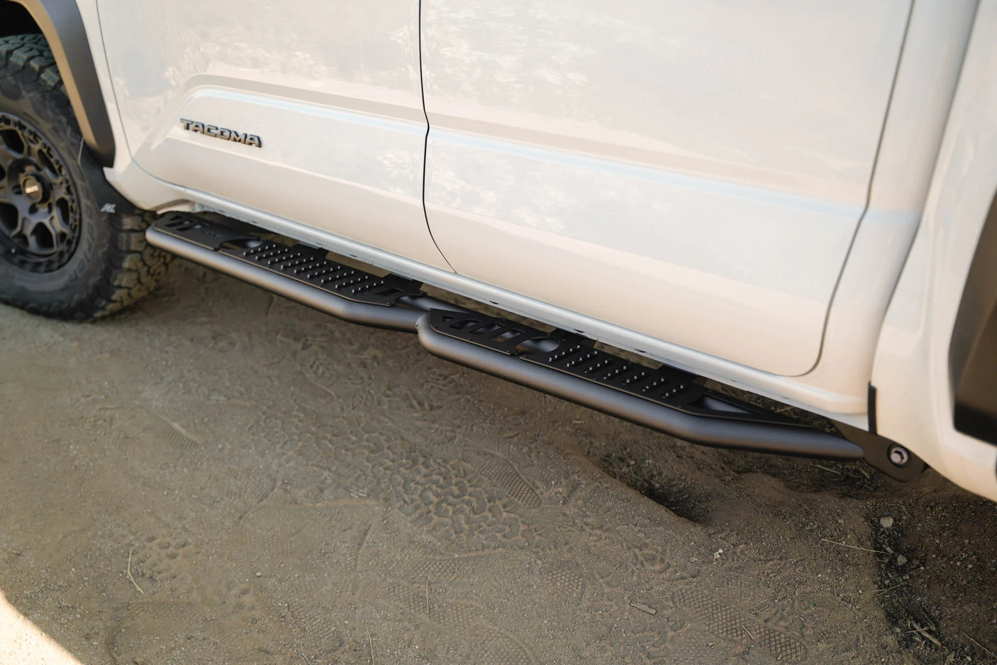 2024-2026 Toyota Tacoma Double Cab OE Plus Side Steps - Image 15