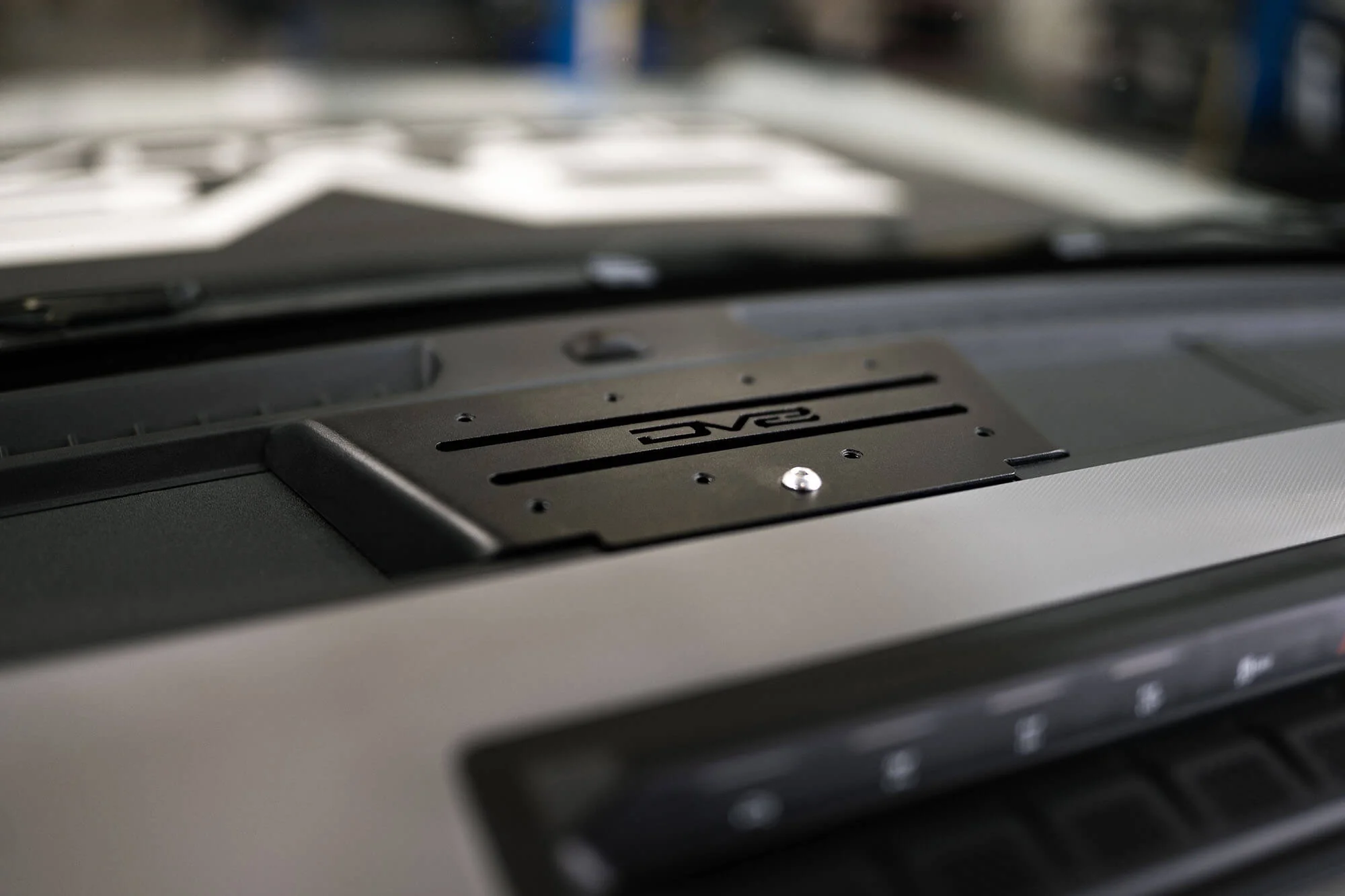 2021-2026 Ford Bronco | Digital Device Dash Mount - Image 4