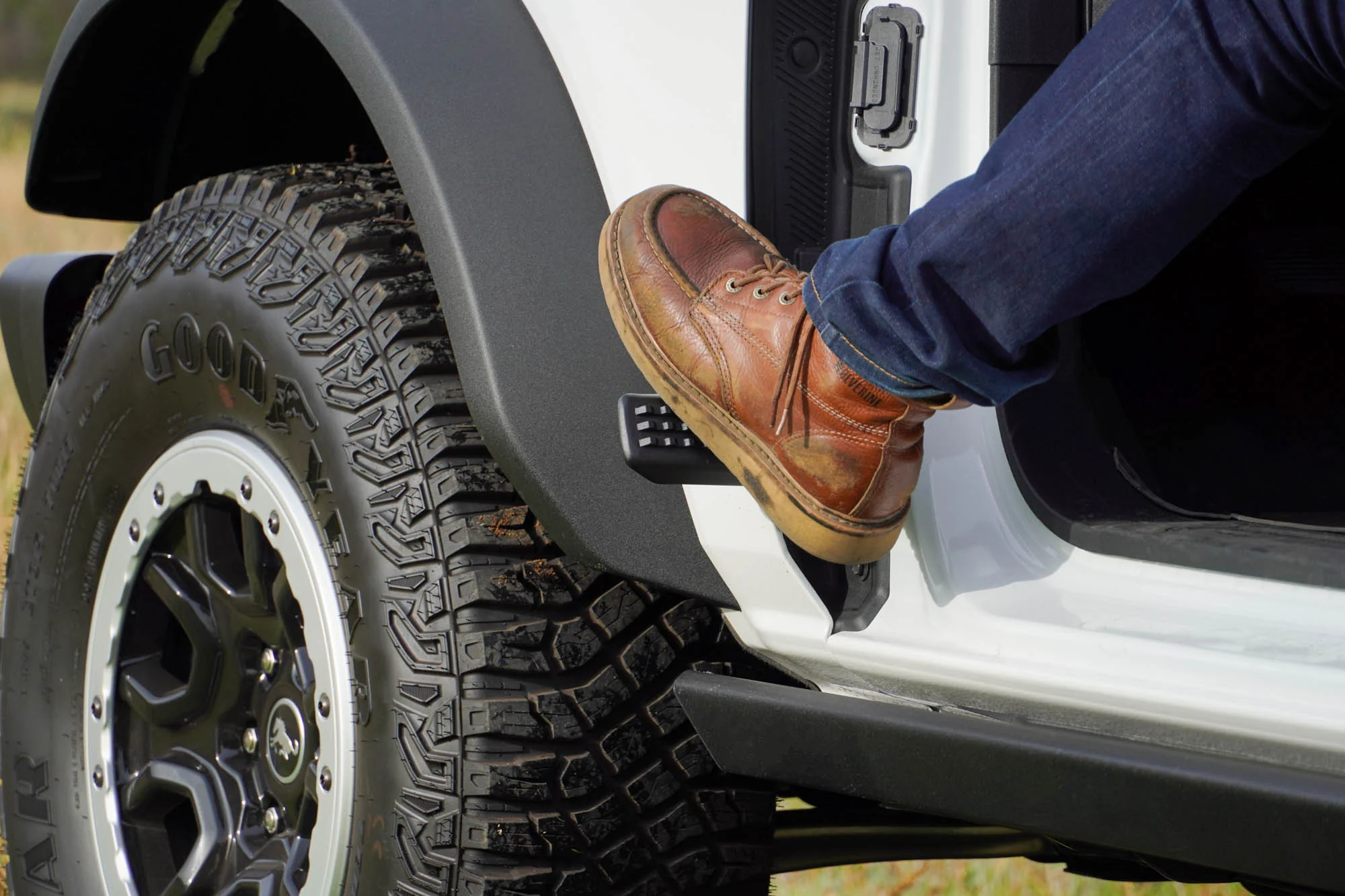2021-2026 Ford Bronco | Foot Pegs - Image 5