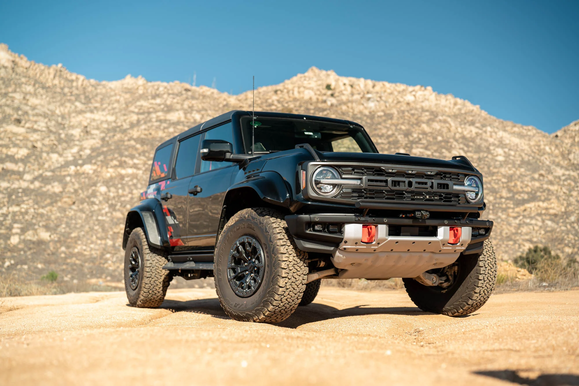 2021-2026 Ford Bronco Tube Push Bar - Image 6