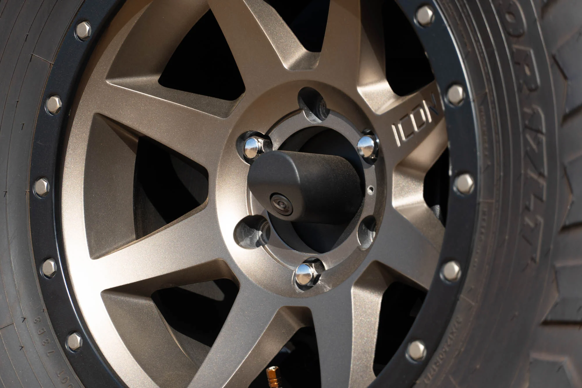 2021-2026 Ford Bronco | Tire Carrier - Image 17
