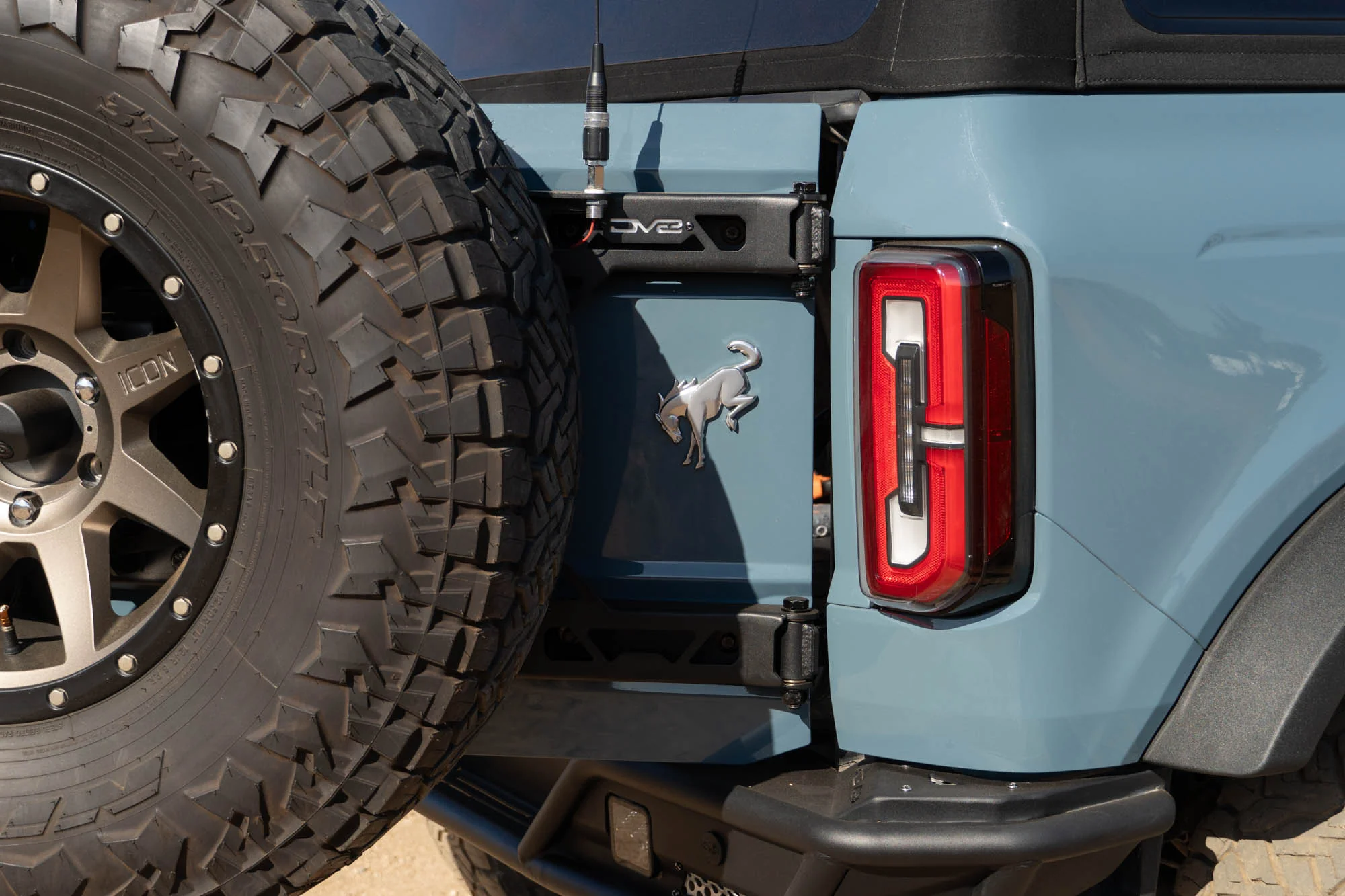2021-2026 Ford Bronco | Tire Carrier - Image 9