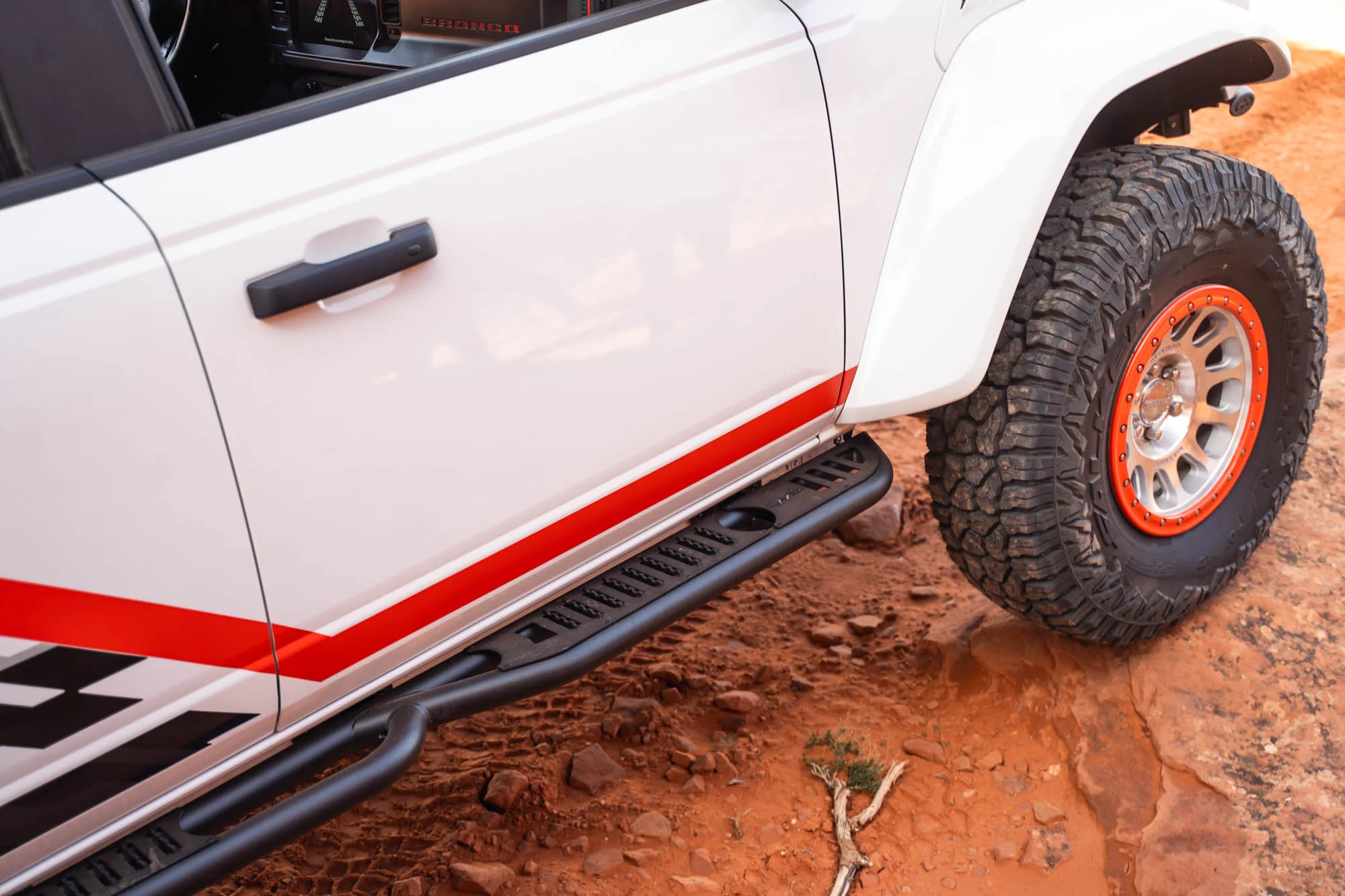 2021-2026 Ford Bronco | OE Plus 4-Door Side Steps - Image 9
