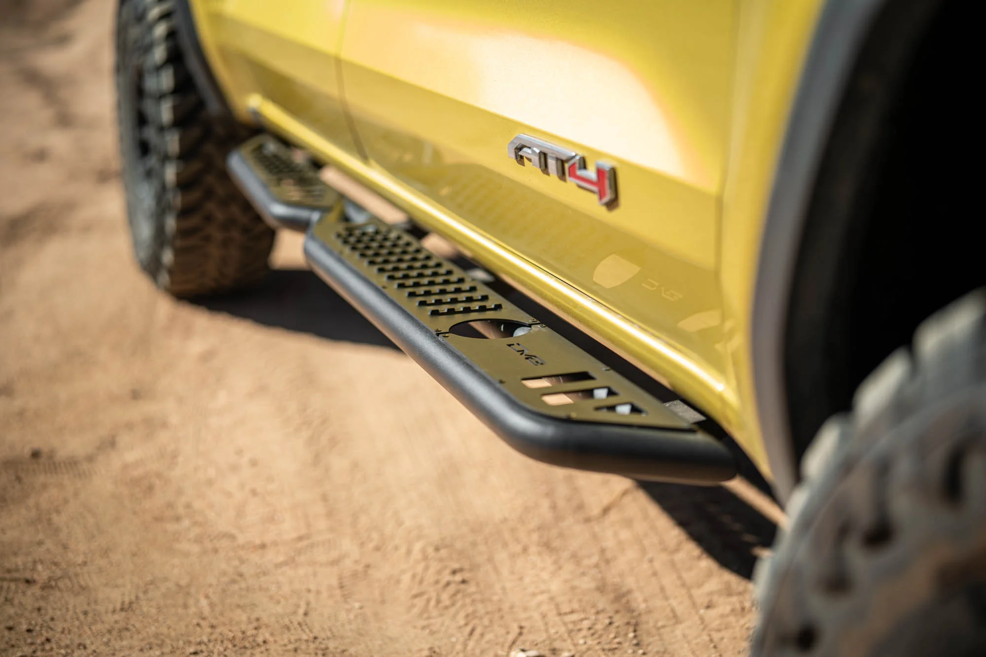 2023-2025 Chevy Colorado & GMC Canyon OE Plus Side Steps - Image 4