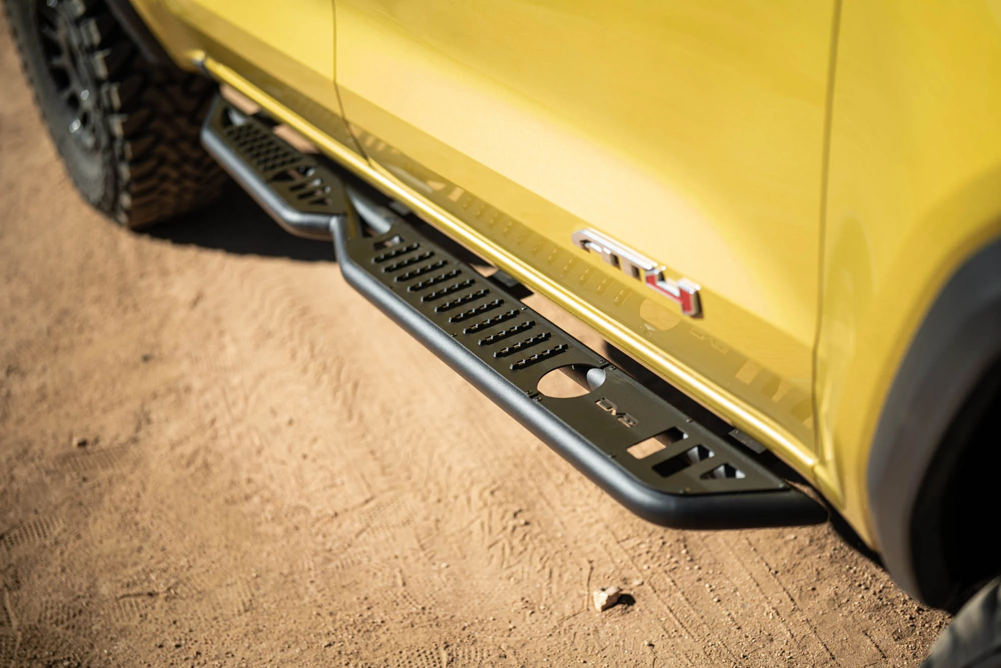 2023-2025 Chevy Colorado & GMC Canyon OE Plus Side Steps - Image 7