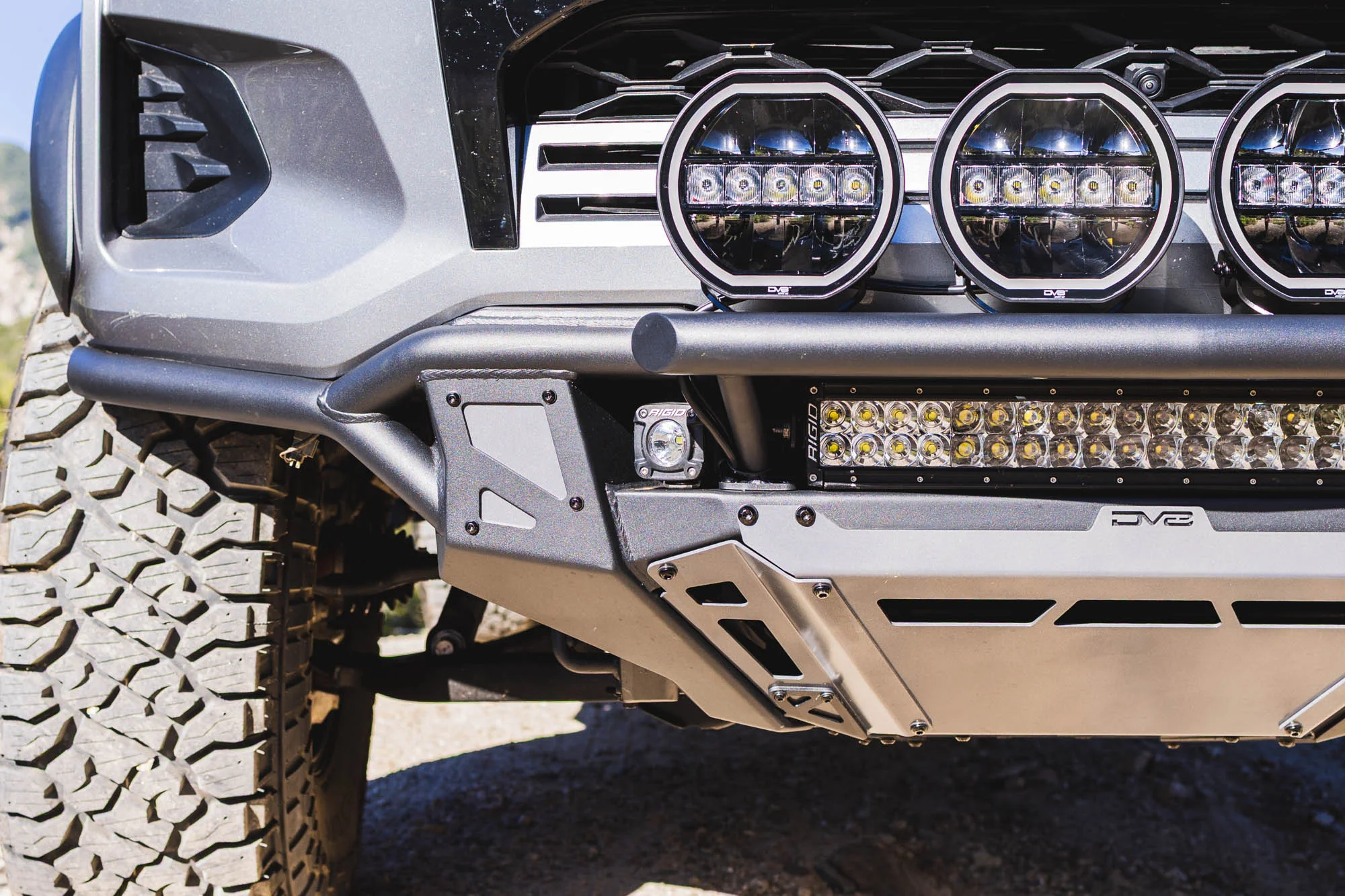 2023-2026 Chevy Colorado ZR2 Tube Front Bumper - Image 11
