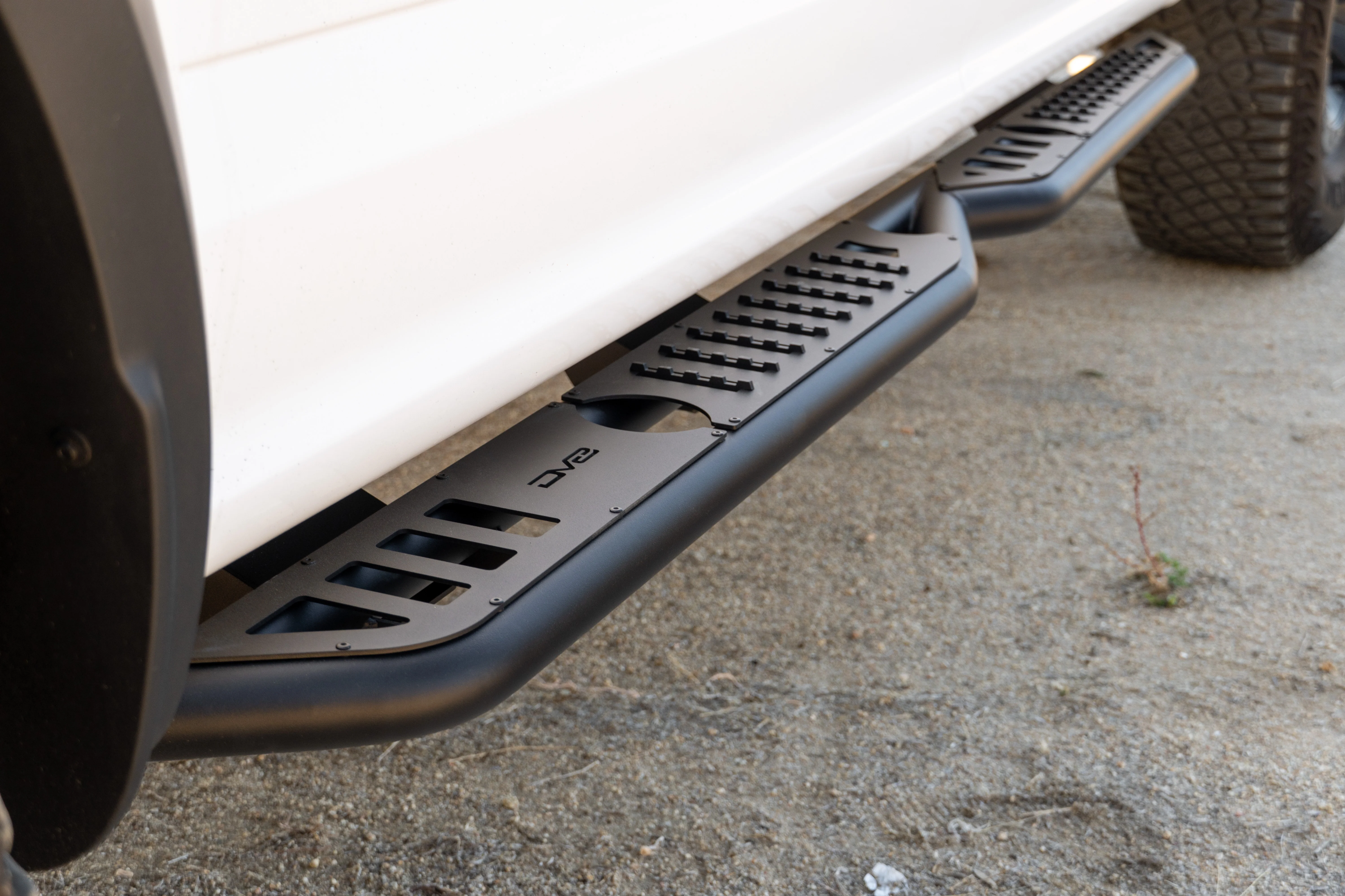 2015-2026 Ford F-150 Crew Cab & Raptor | OE Plus Side Steps - Image 8