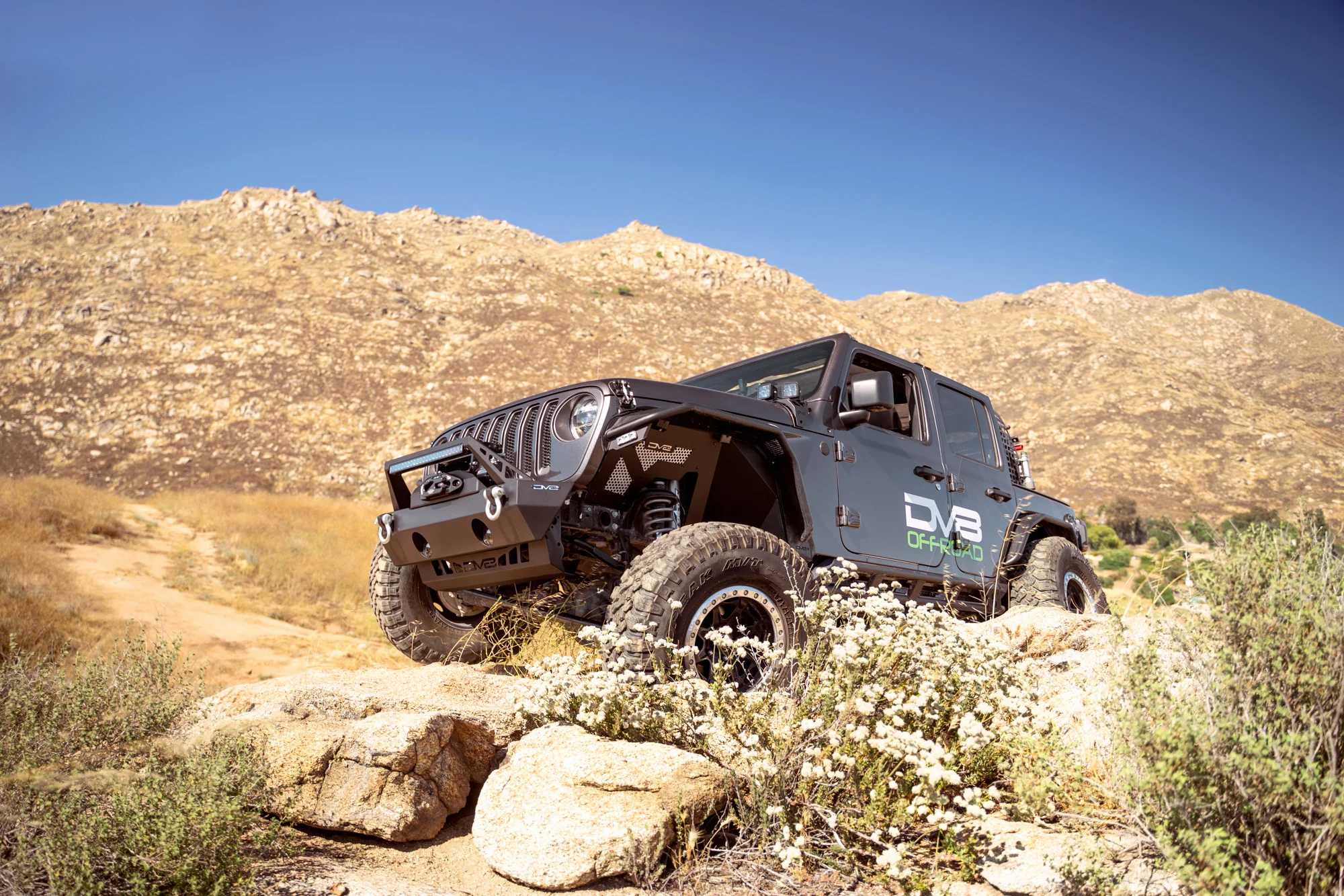 2007-2026 Jeep Wrangler & Gladiator | FS-25 Stubby Front Bumper - Image 9