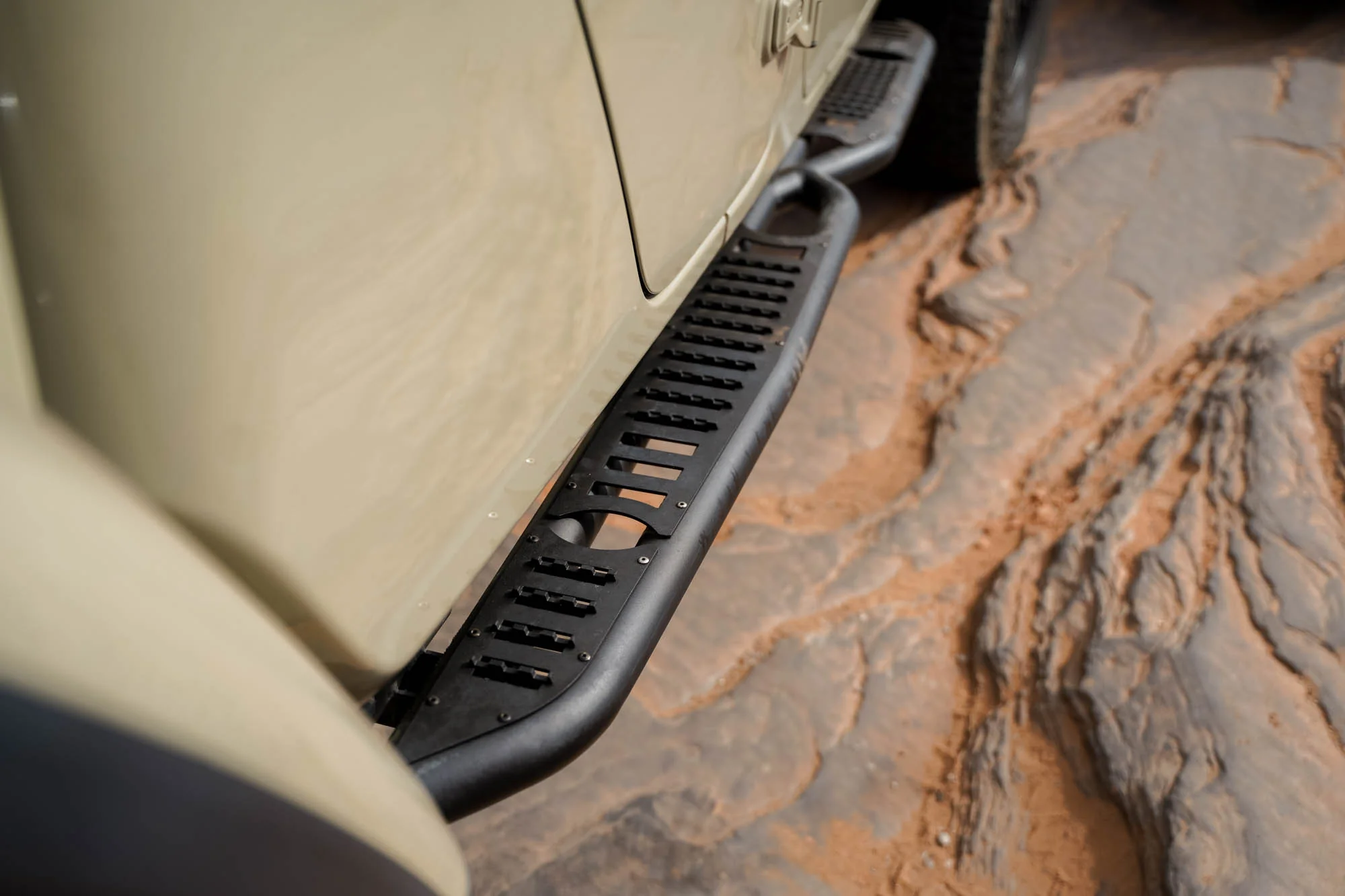 2020-2026 Jeep Gladiator JT | OE Plus Side Steps - Image 3