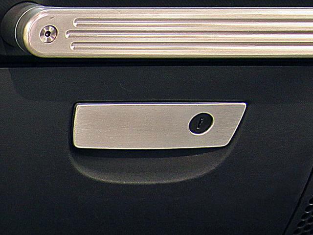2007-2010 Jeep JK Glove Box Handle Cover - Image 2