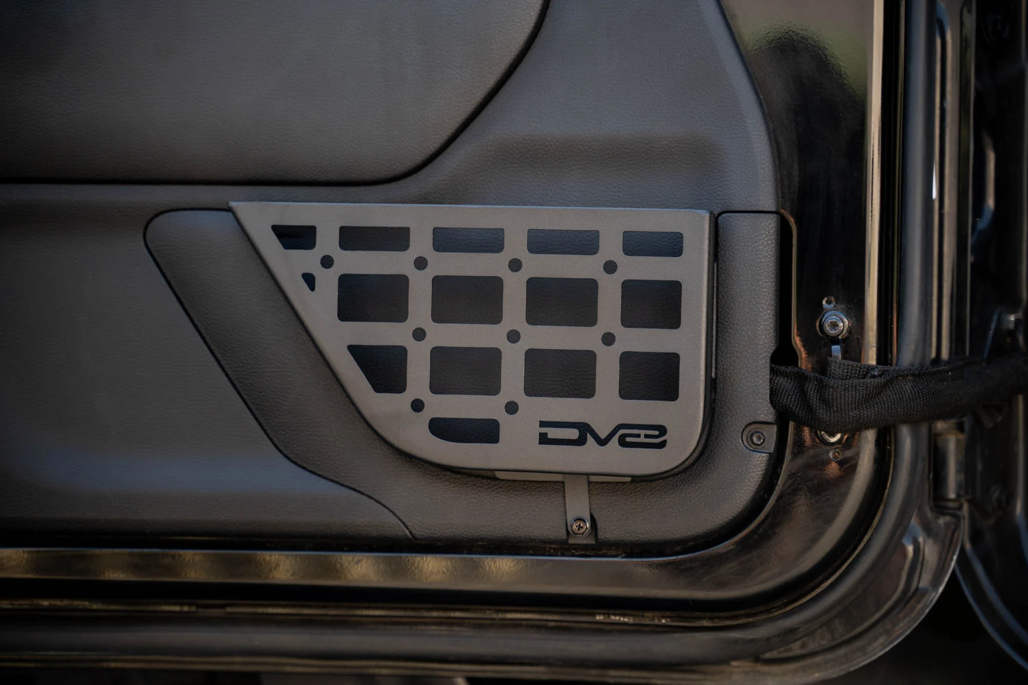 2011-2018 Jeep Wrangler JK | Slim Front Door Molle Pockets - Image 3