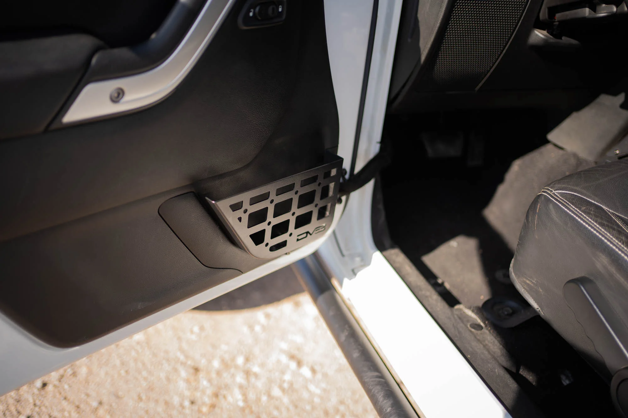 2011-2018 Jeep Wrangler JK | Slim Front Door Molle Pockets - Image 4