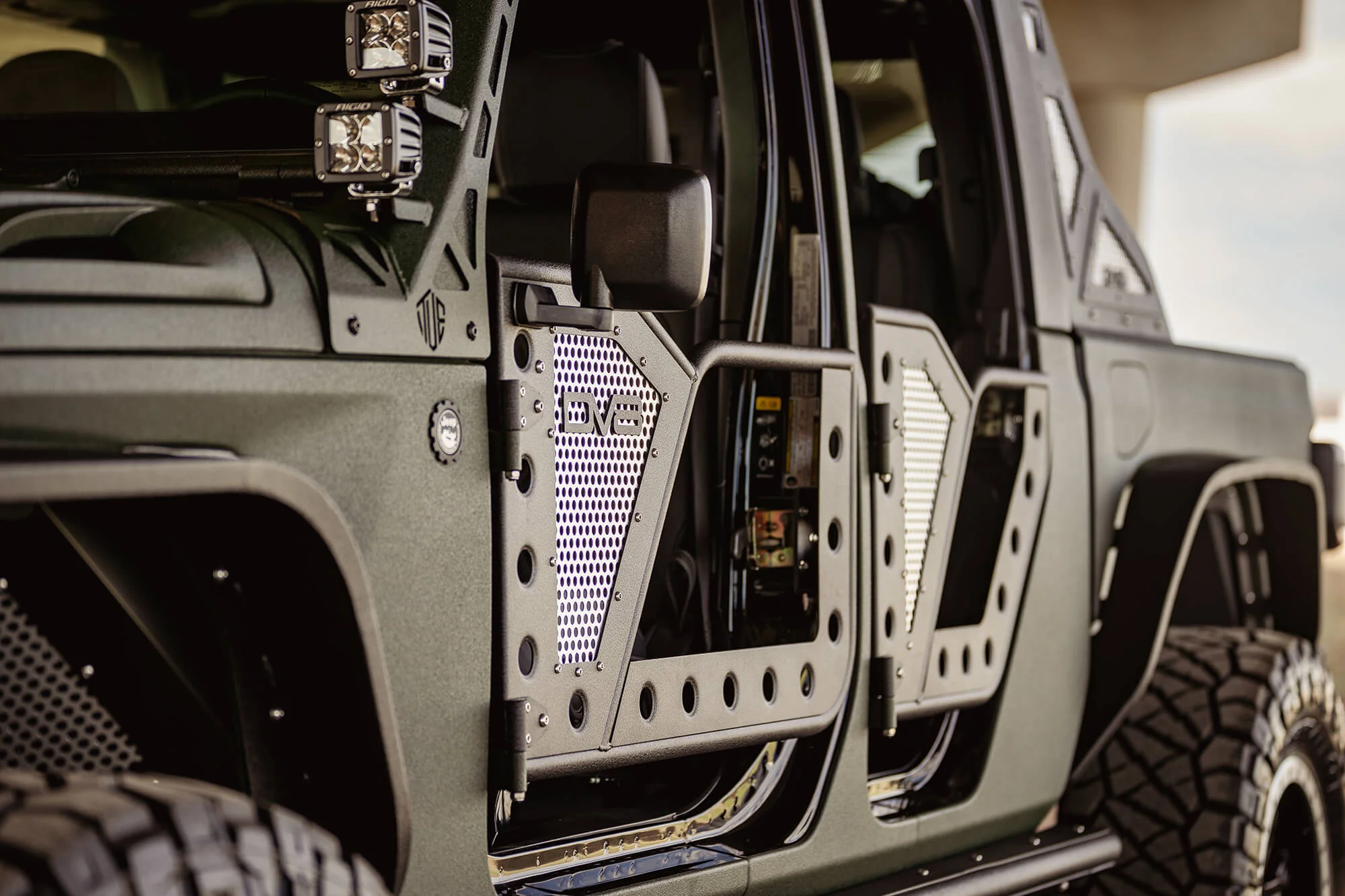 2018-2025 Jeep JL & 2020-2025 JT Front Rock Doors - Image 3