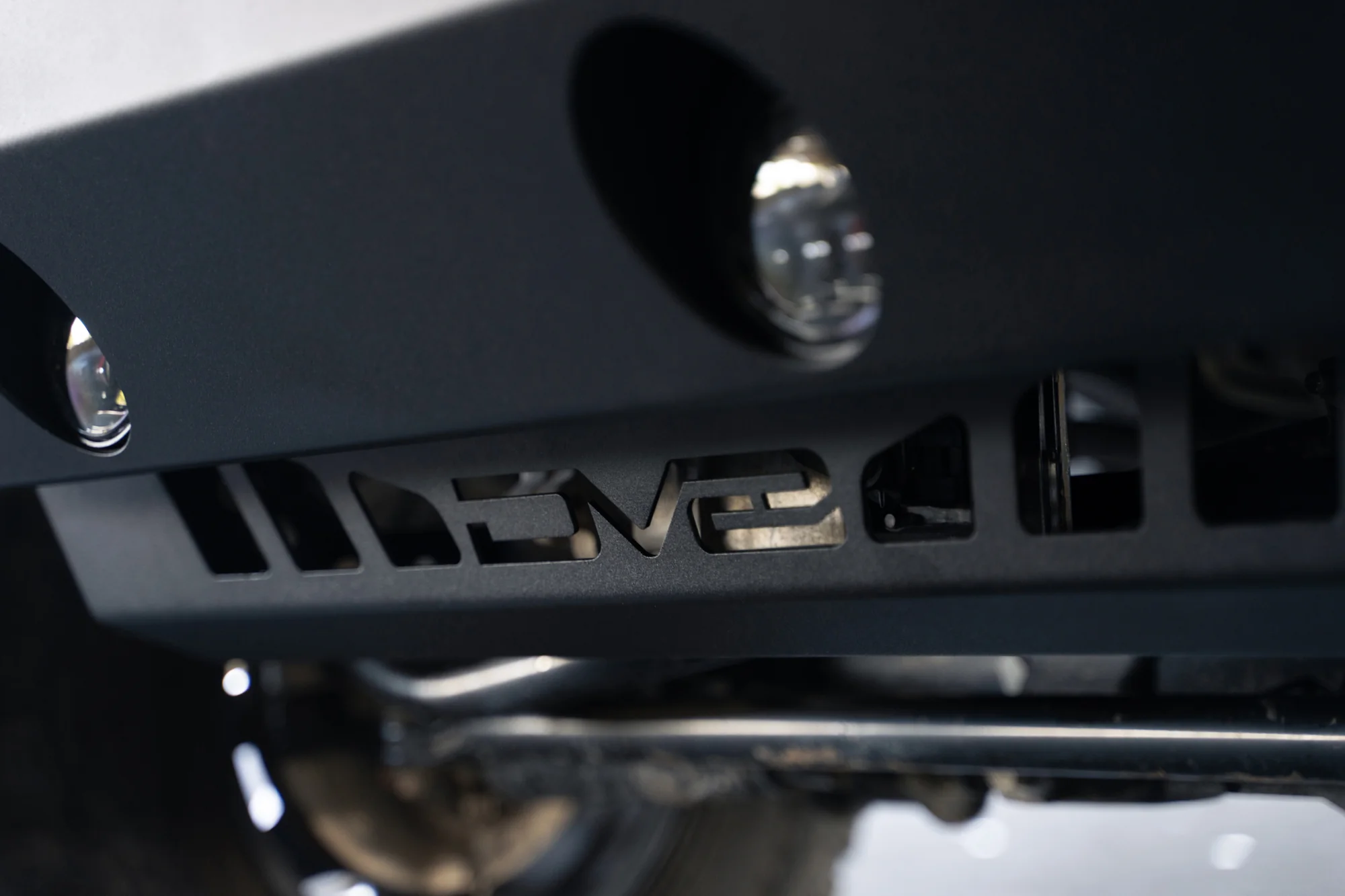 2018-2026 Jeep JL & JT | Sway Bar Disconnect Skid Plate - Image 10