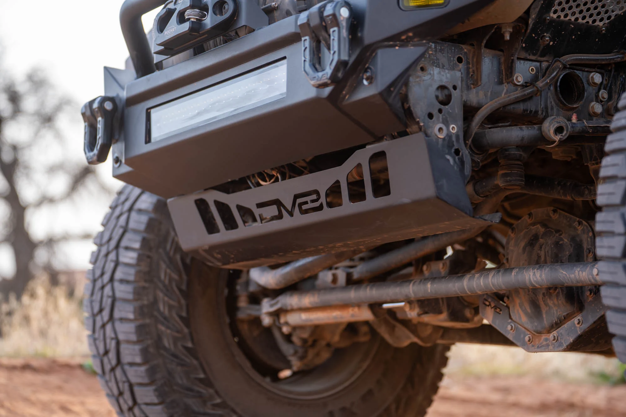 2018-2026 Jeep JL & JT | Sway Bar Disconnect Skid Plate - Image 2