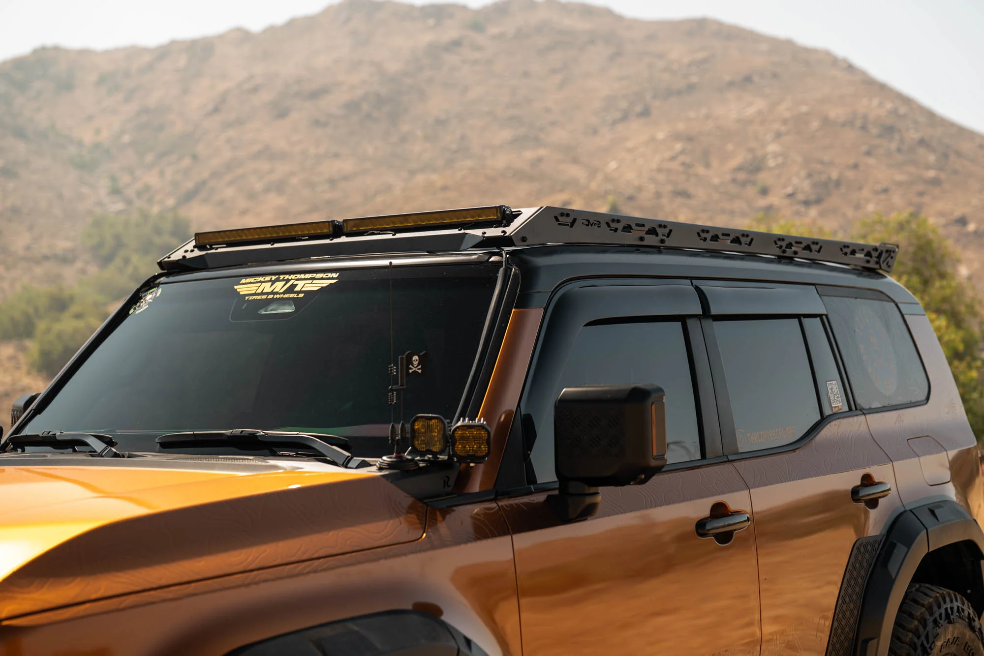 2024-2026 Toyota Land Cruiser & Lexus GX 550 Roof Rack Light Mount - Image 4