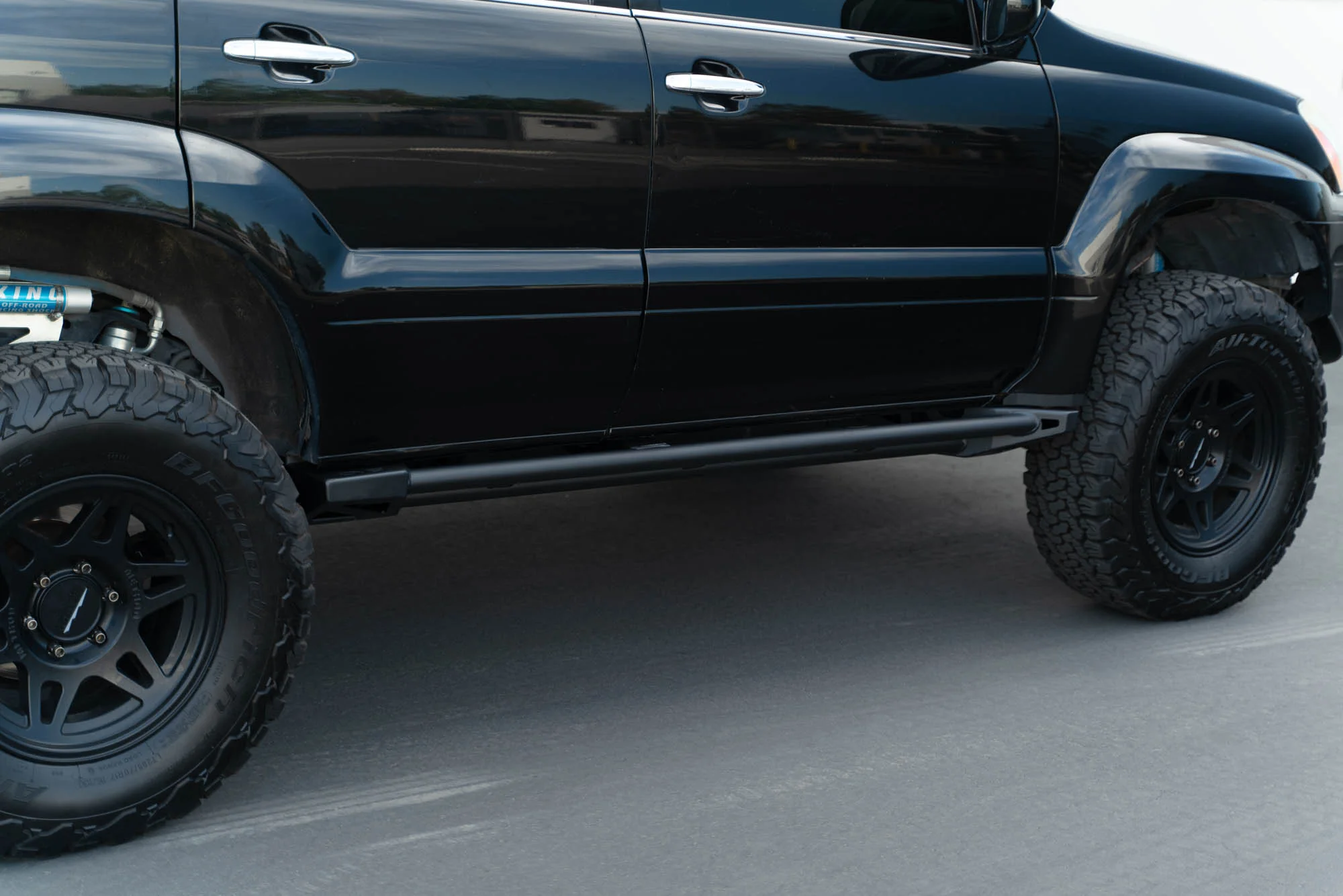 2003-2009 Lexus GX 470 | FS-15 Rock Sliders - Image 7