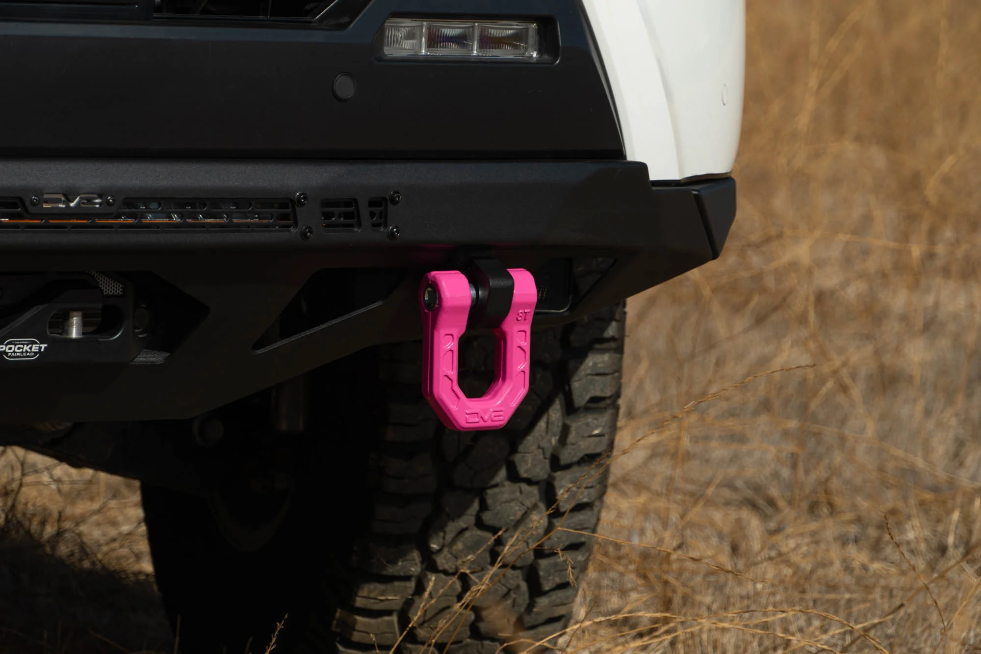 Elite Series 3/4" D-Ring Shackles | Pair - Image 7