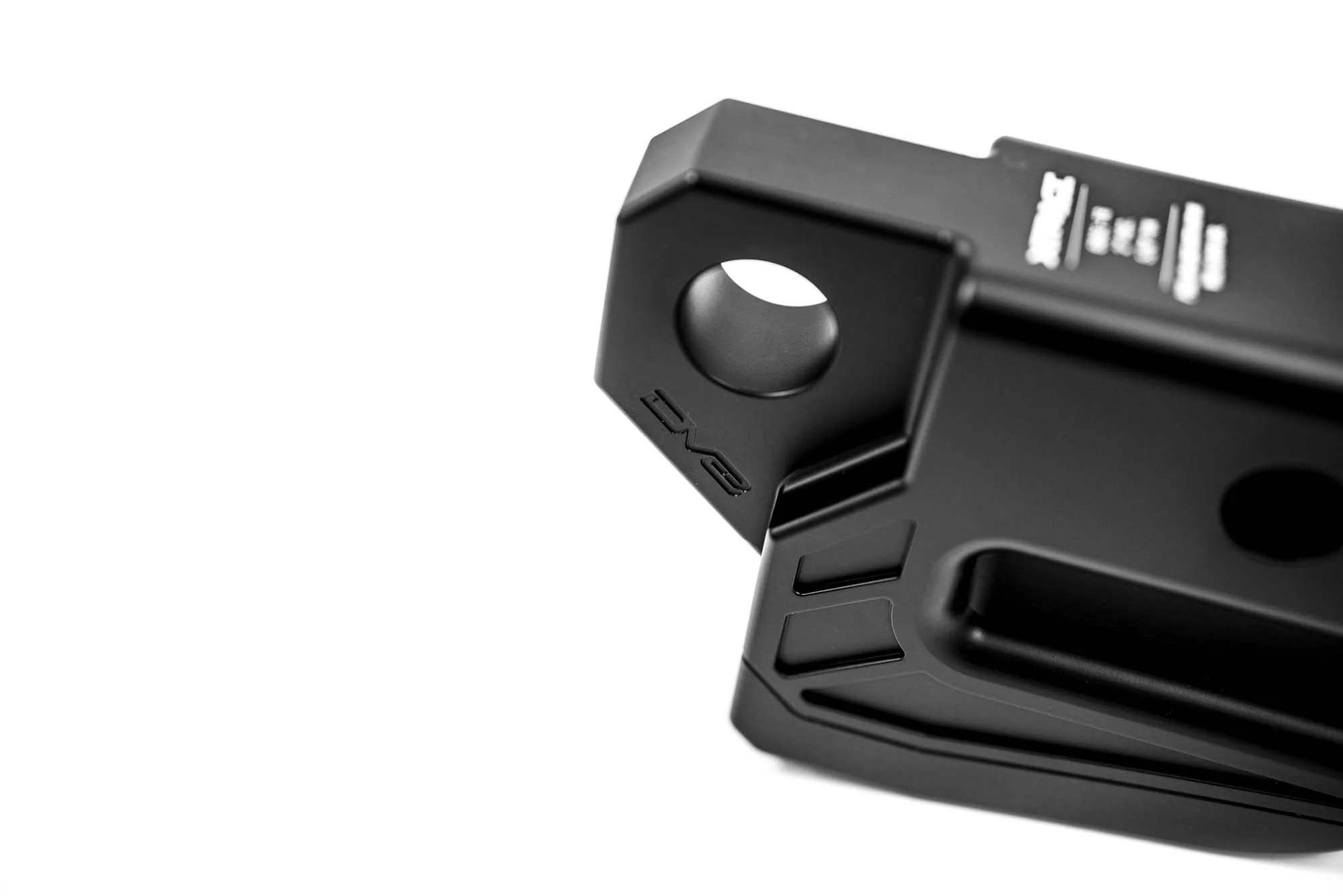 DV8 Xtract 2" Hitch Skid Plate - Image 17