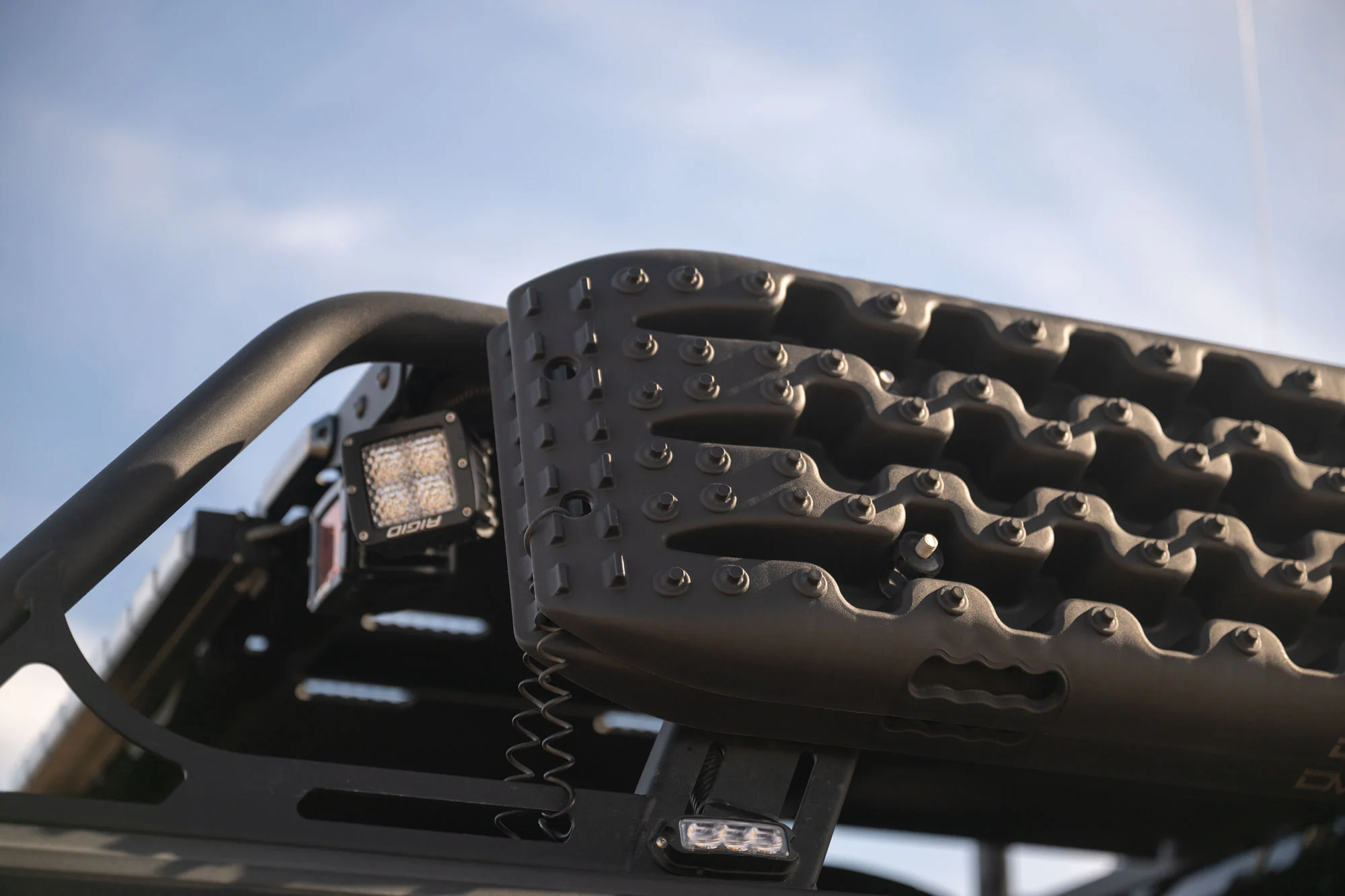DV8 Xtract Traction Boards | Pair - Image 9