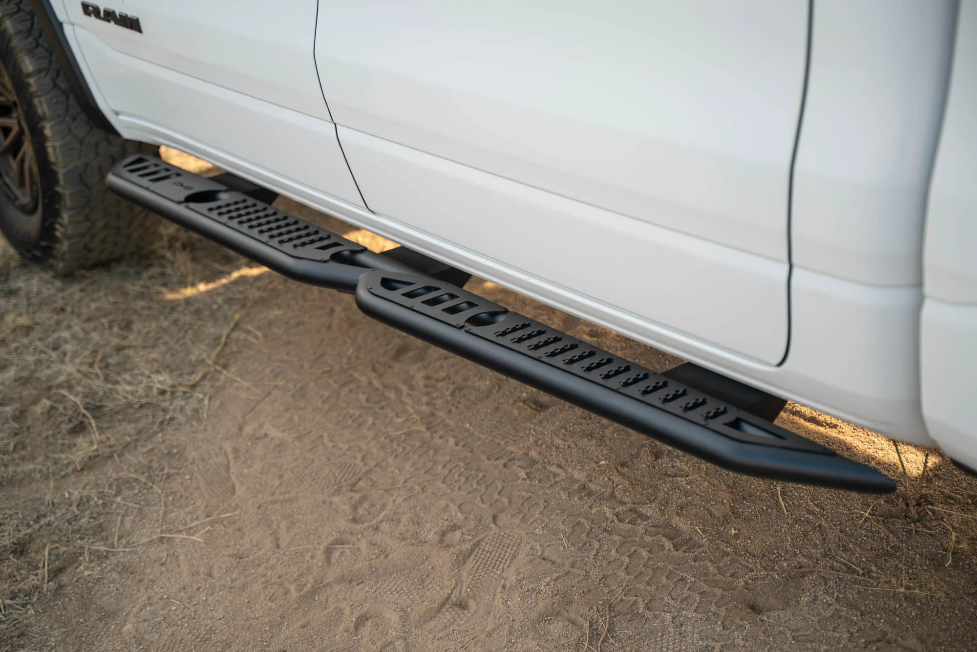 2019-2024 RAM 1500 Crew Cab OE Plus Side Steps - Image 3