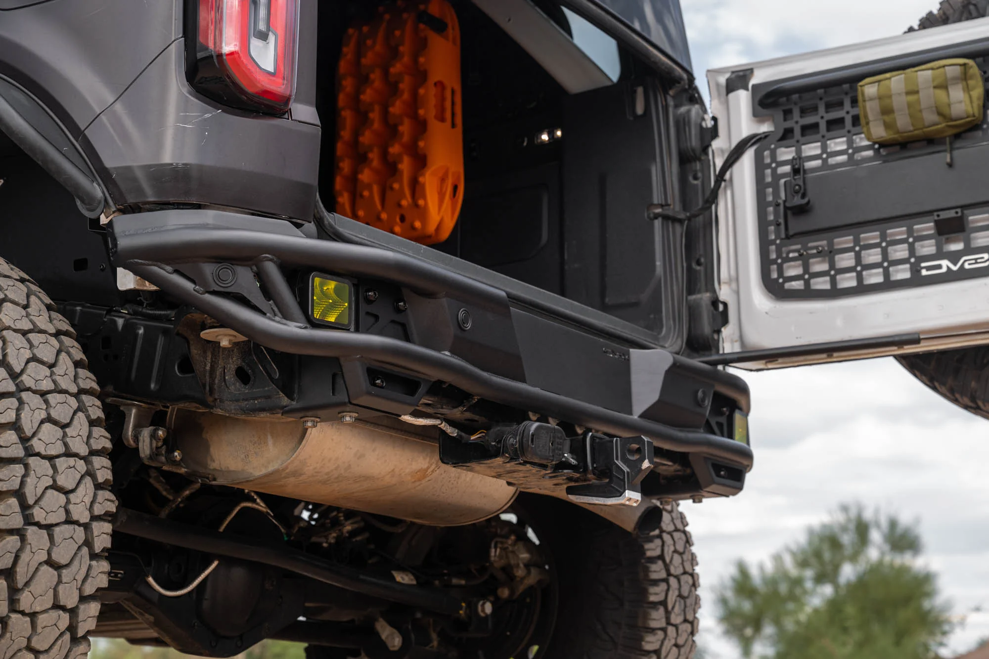 2021-2026 Ford Bronco Rear Tube Bumper - Image 3