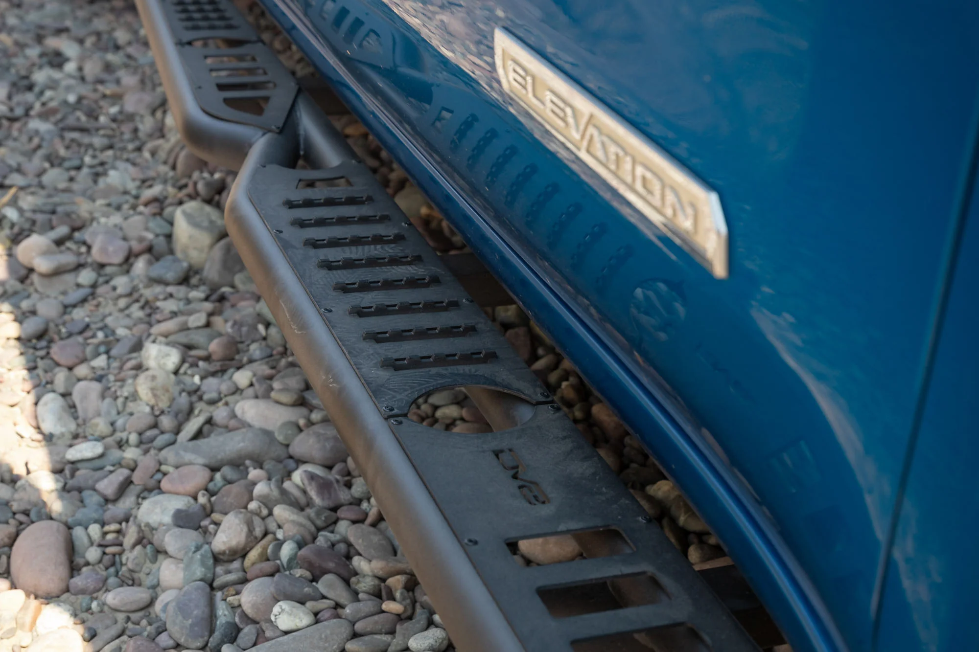 2019-2026 GMC Sierra 1500 & Chevrolet Silverado 1500 Crew Cab OE Plus Side Steps - Image 3