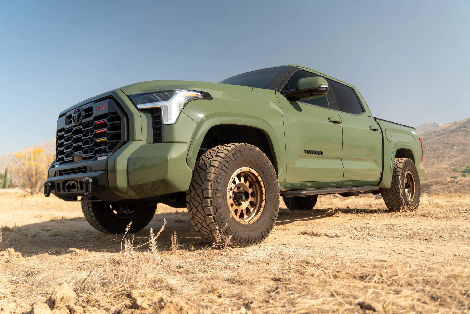2022-2026 Toyota Tundra Crew Max | OE Plus Side Steps - Image 5