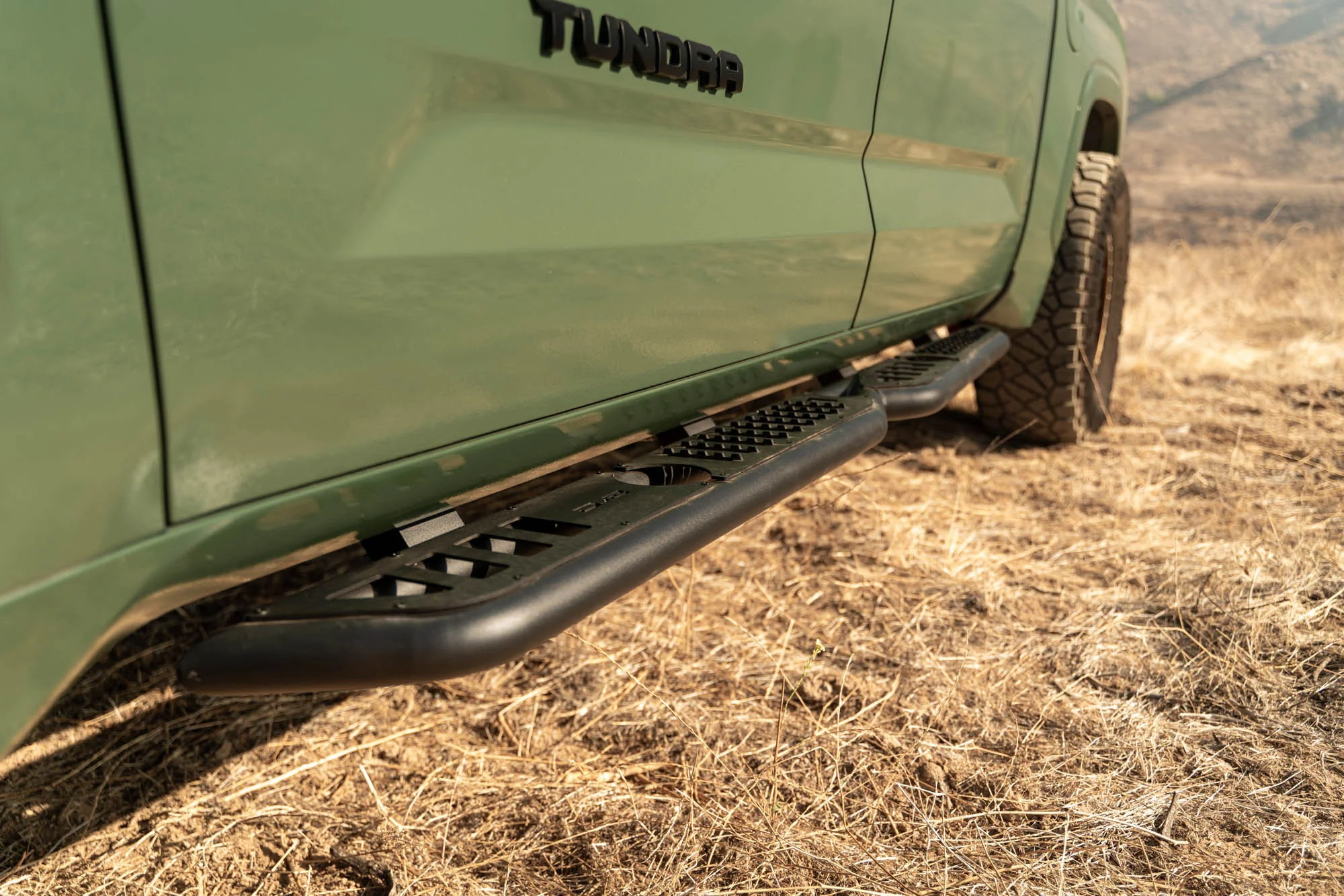 2022-2026 Toyota Tundra Crew Max | OE Plus Side Steps - Image 6