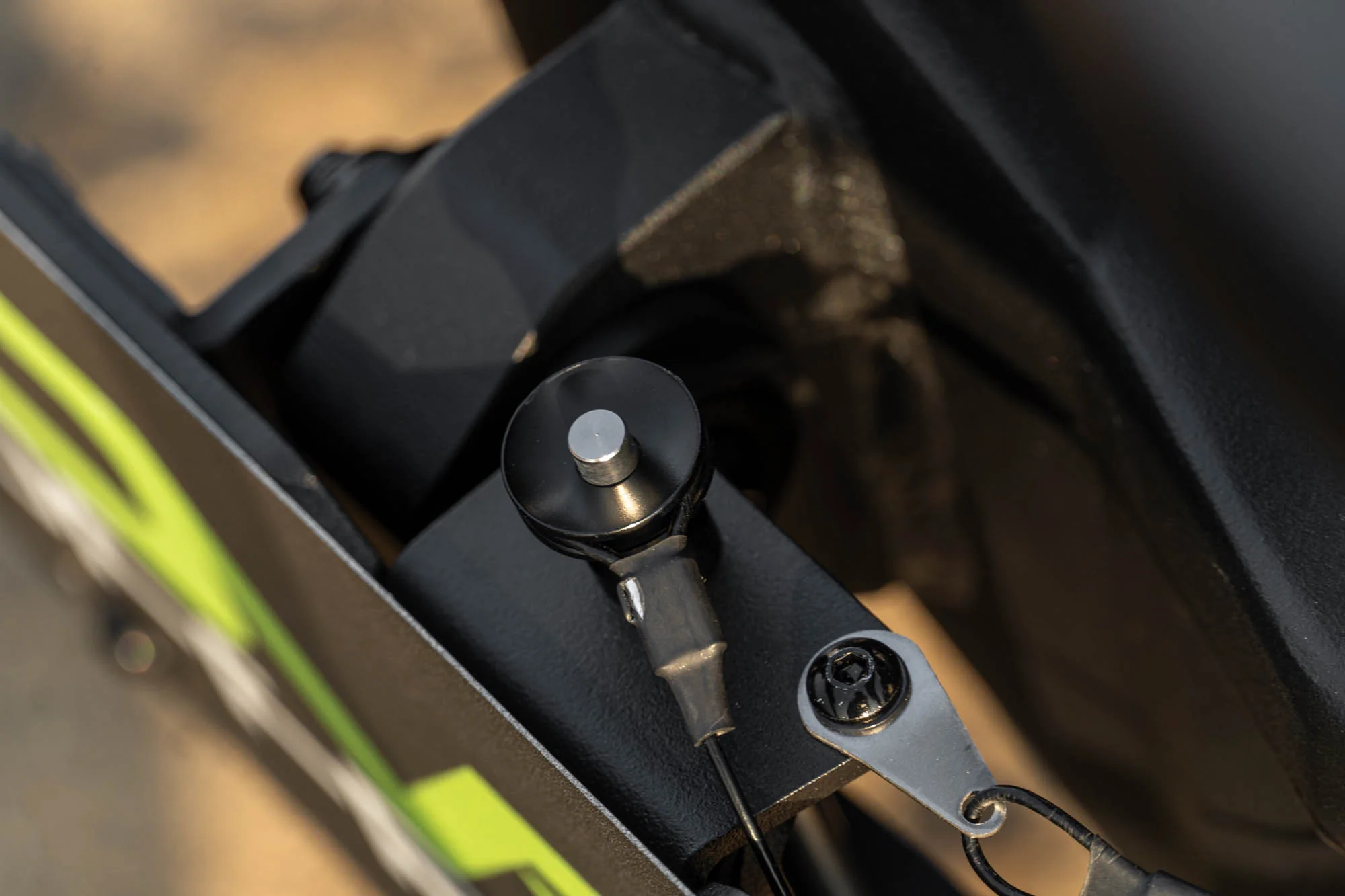 Universal Quick Release D-Ring License Plate Mount - Image 11