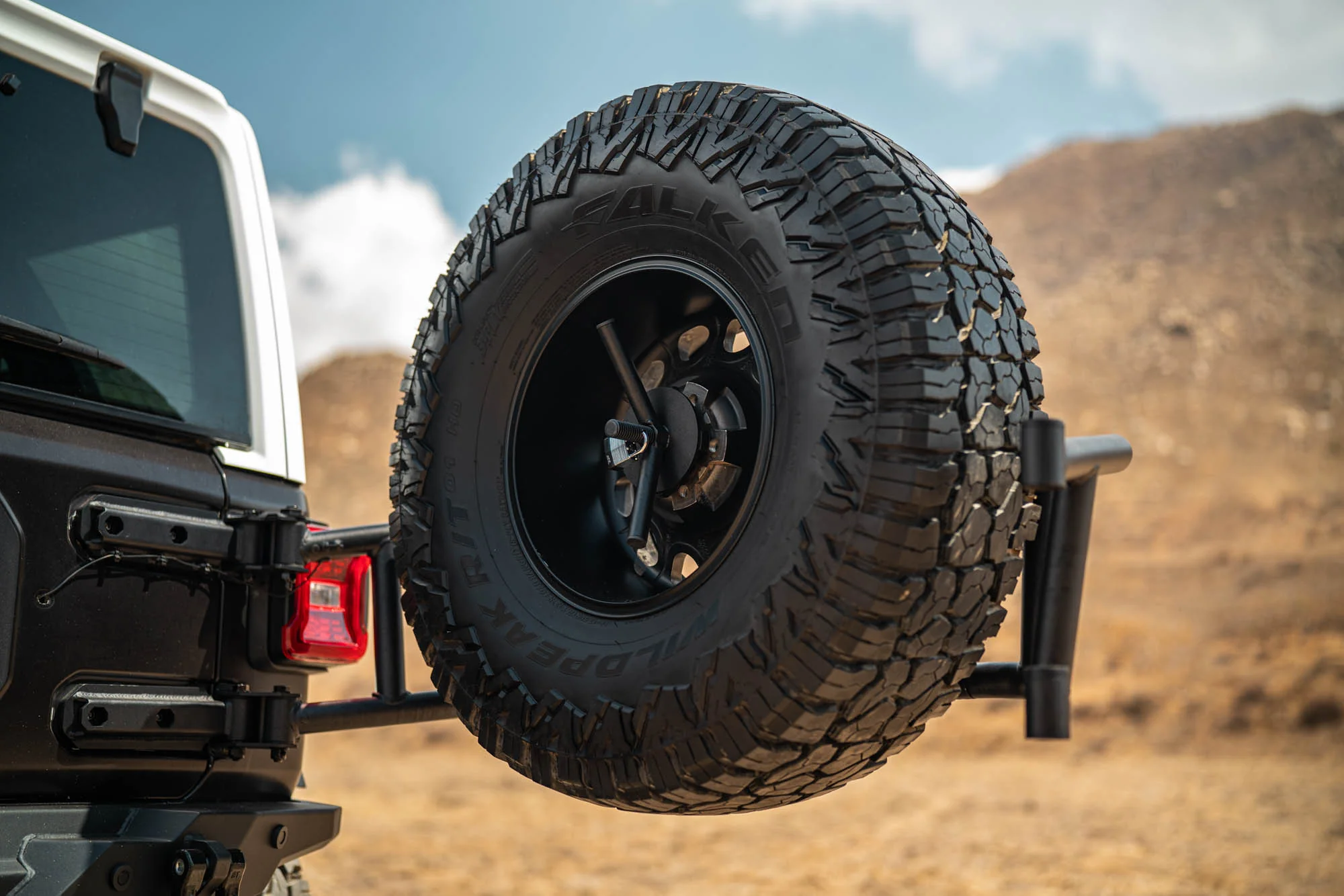 2018-2026 Jeep Wrangler JL Body Mounted Tire Carrier - Image 11
