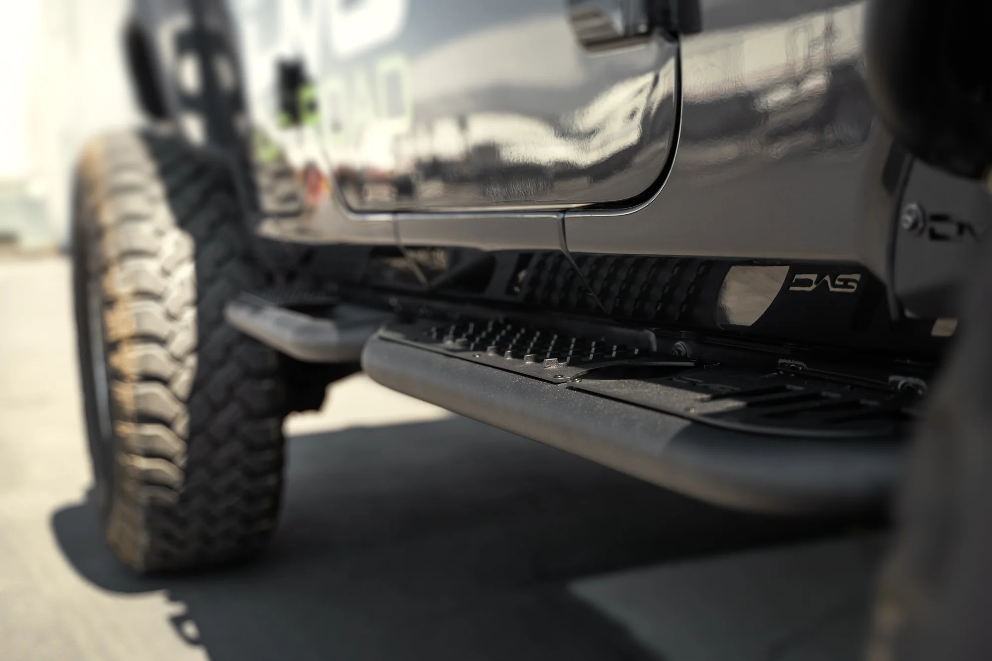 2018-2026 Jeep Wrangler JL | OE Plus 4-Door Side Steps - Image 3